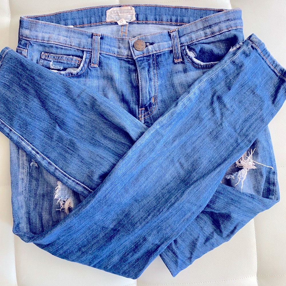 EUC Current/Elliot Distressed Jeans
